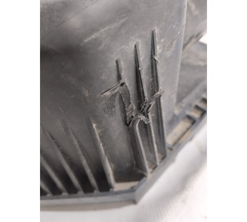 Крышка корпуса воздушного фильтра