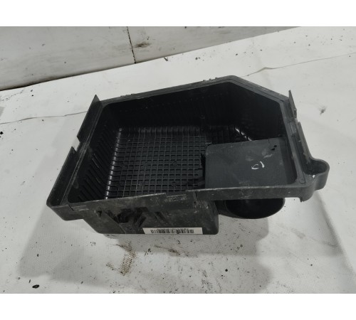 Крышка корпуса воздушного фильтра