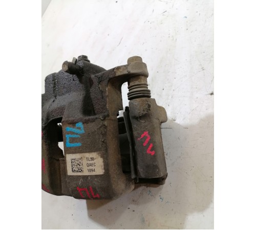 Тормозной суппорт передний левый