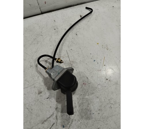 Клапан ручного тормоза прицепа