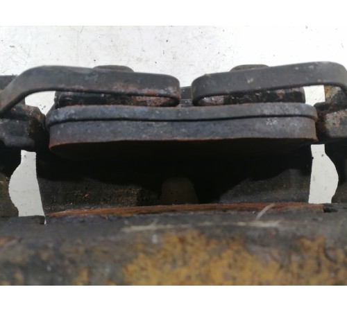 Суппорт передний левый