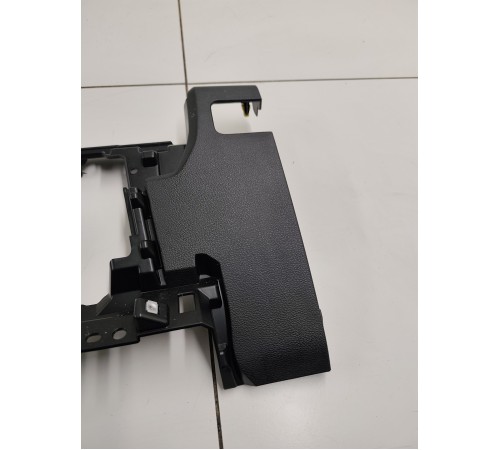 Накладка на торпедо (нижняя под рулем)