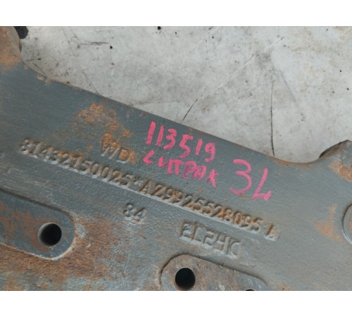 Кронштейн нижних реактивных тяг задний левый