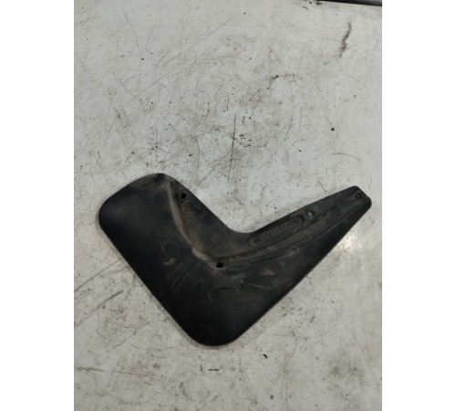 Брызговик задний правый