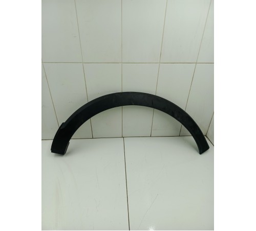 Накладка арки крыла задняя левая