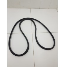 Уплотнитель двери задний правый