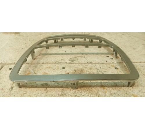 Накладка декоративная под магнитола