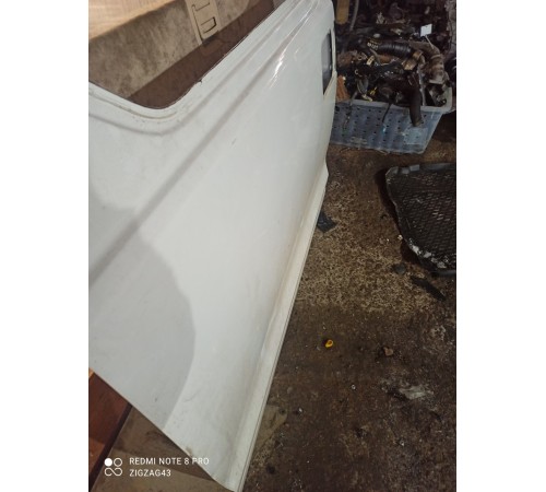 Дверь (средняя, левая)