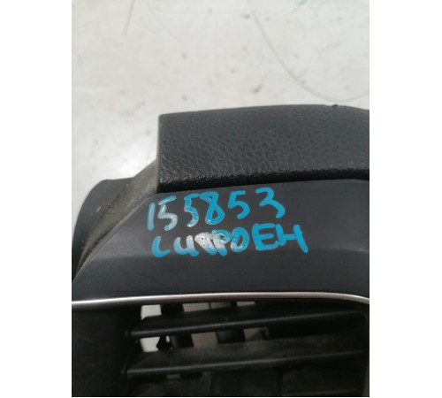 Дефлектор воздушный правый