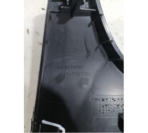 Накладка торпедо левая