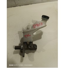 Главный тормозной цилиндр с бачком