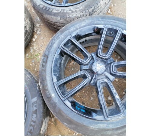Комплект колёс 255/45R20