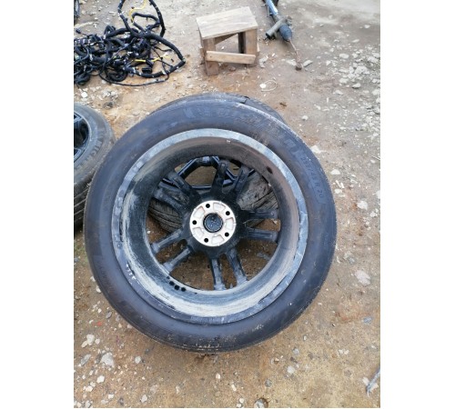 Комплект колёс 255/45R20