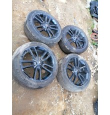 Комплект колёс 255/45R20