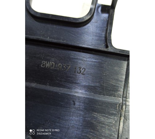 Крышка клеммы аккумулятора