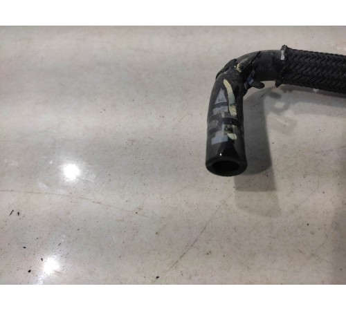 Патрубок системы охлаждения