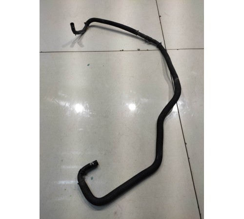 Патрубок системы охлаждения