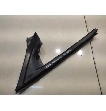 уголок уплотнителя двери левый