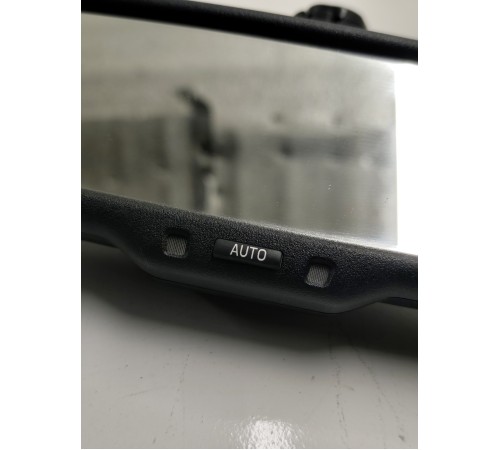 Зеркало заднего вида салонное