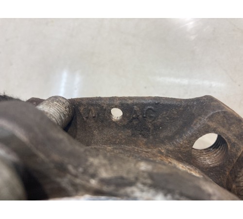 Ступица (передняя, правая)