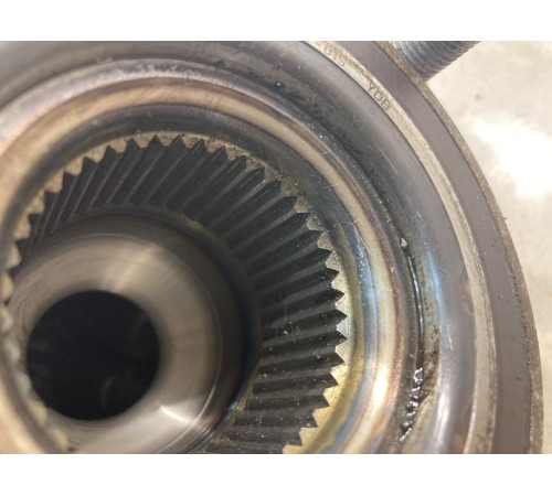 Ступица (передняя, правая)