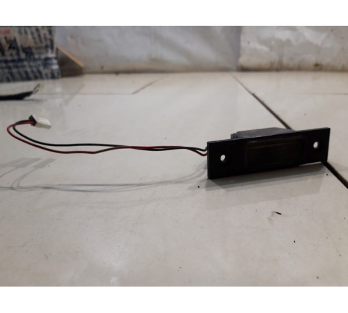 Плафон подсветки номера (задний)