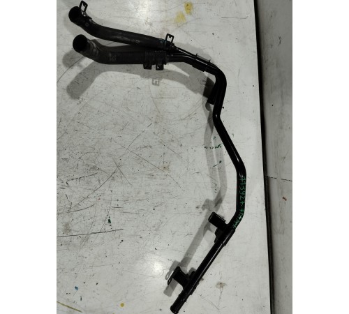 Патрубок системы охлаждения (металлический)