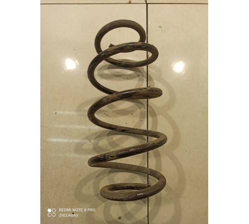 Пружина подвески(задняя правая)