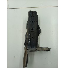 Кронштейн усилителя бампера левый