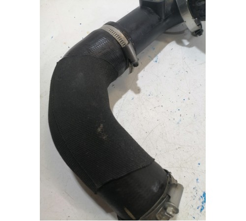 Патрубок интеркулера