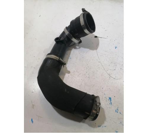 Патрубок интеркулера