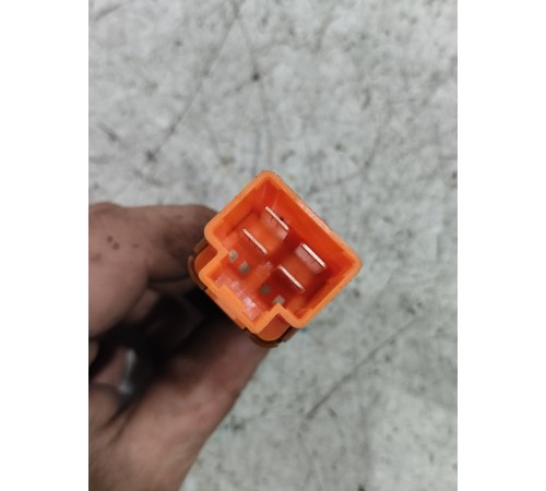 Датчик стоп сигнала