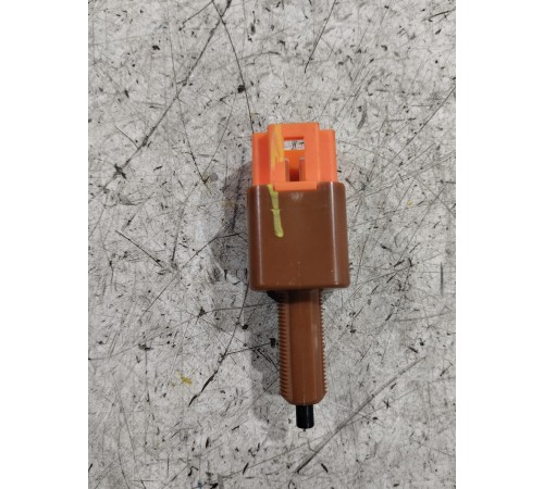 Датчик стоп сигнала