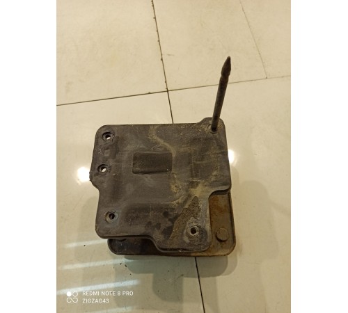 Кронштейн усилителя заднего бампера(левый)