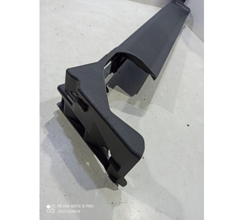 Обшивка багажника правая