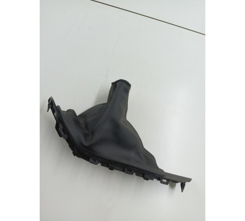 Кожух рычага стояночного тормоза