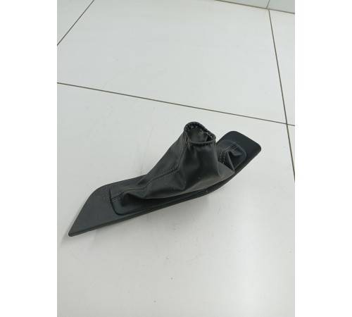 Кожух рычага стояночного тормоза