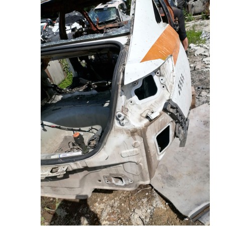 Крыло заднее правое