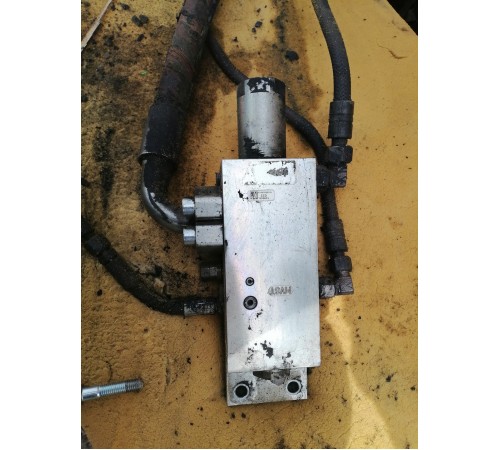 Гидравлический блок распределитель