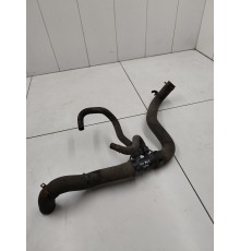 Патрубок системы охлаждения