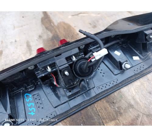 Спойлер крышки багажника