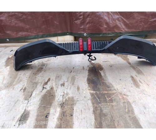 Спойлер крышки багажника