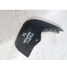 Брызговик задний левый