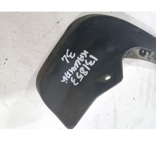 Брызговик задний левый