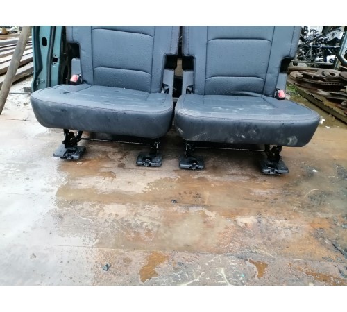 Третий ряд сидений