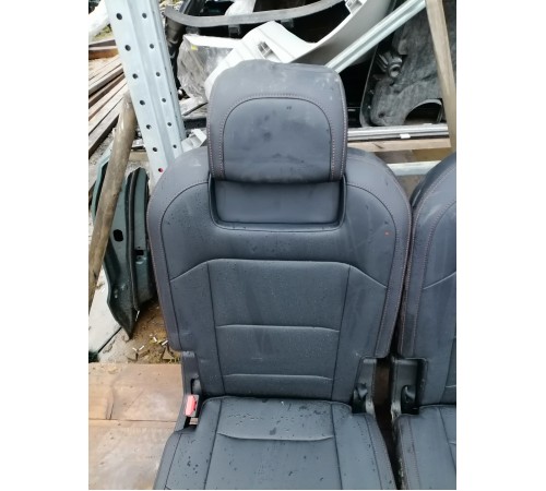 Третий ряд сидений