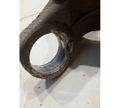 Рычаг подвески (задний, левый)