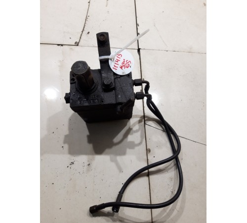 Насос подъема кабины