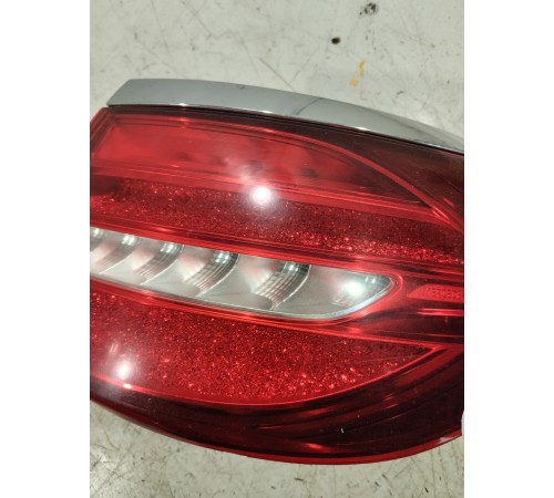 Фонарь задний правый