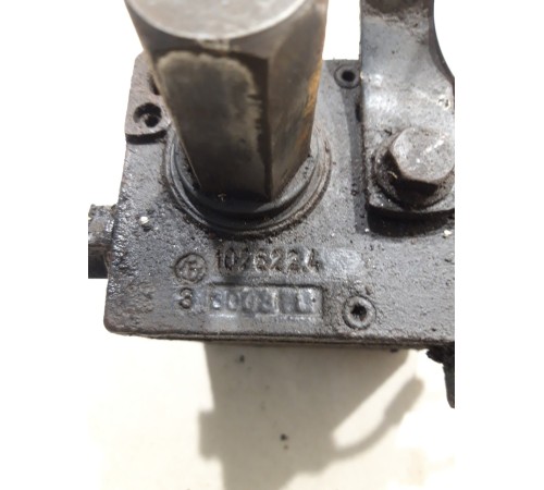 Насос подъема кабины